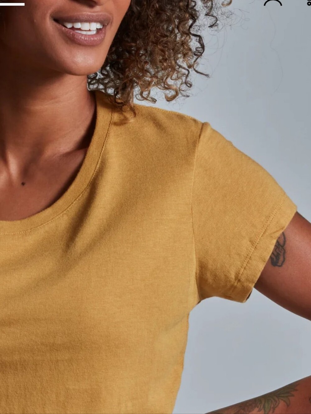 Onno Bamboo Tee- In A Mustard Yellow - Picture 4 of 7